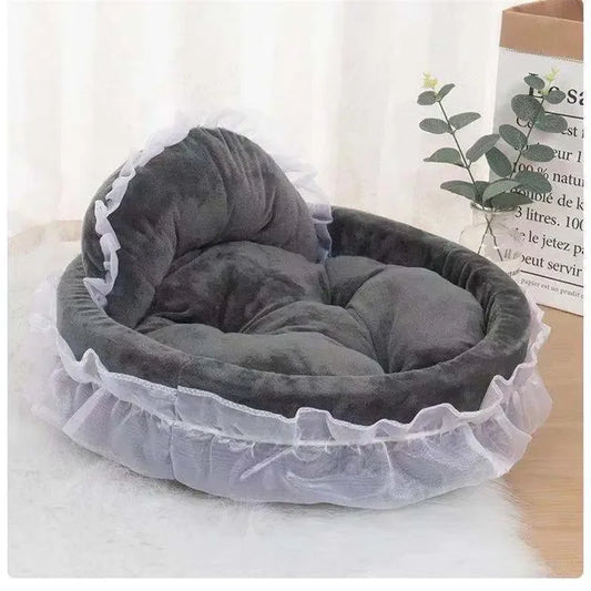 Princess Lace Pet Bed – 3D Bow Oval Sofa for Small Dogs & Cats